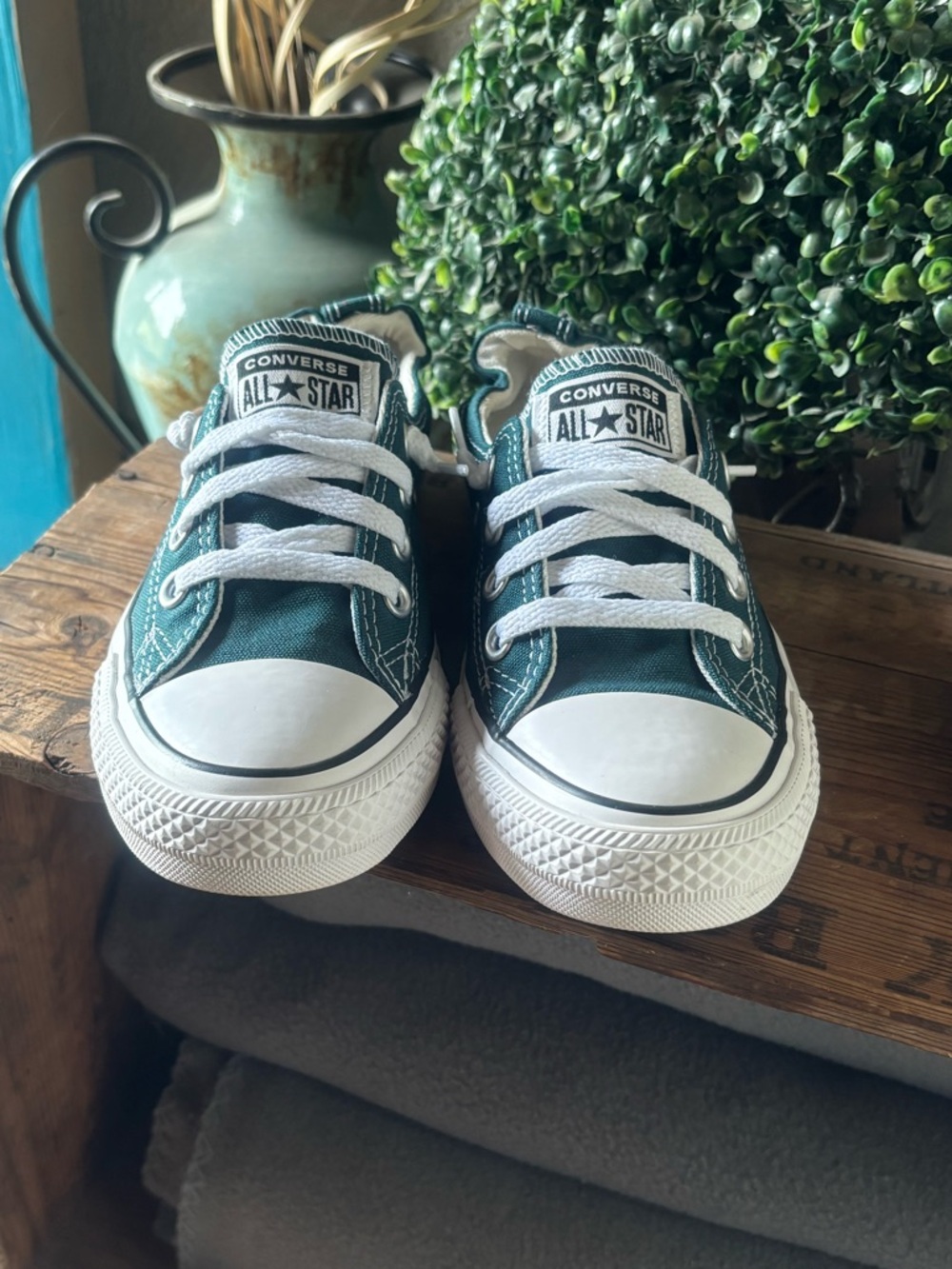 Converse Limited Edition Hard To Find Shoreline Slip on Sneakers Darkly Jaded ๐ - Picture 2 of 7